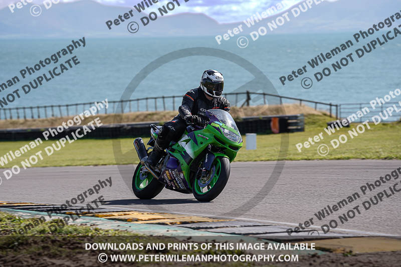 anglesey no limits trackday;anglesey photographs;anglesey trackday photographs;enduro digital images;event digital images;eventdigitalimages;no limits trackdays;peter wileman photography;racing digital images;trac mon;trackday digital images;trackday photos;ty croes